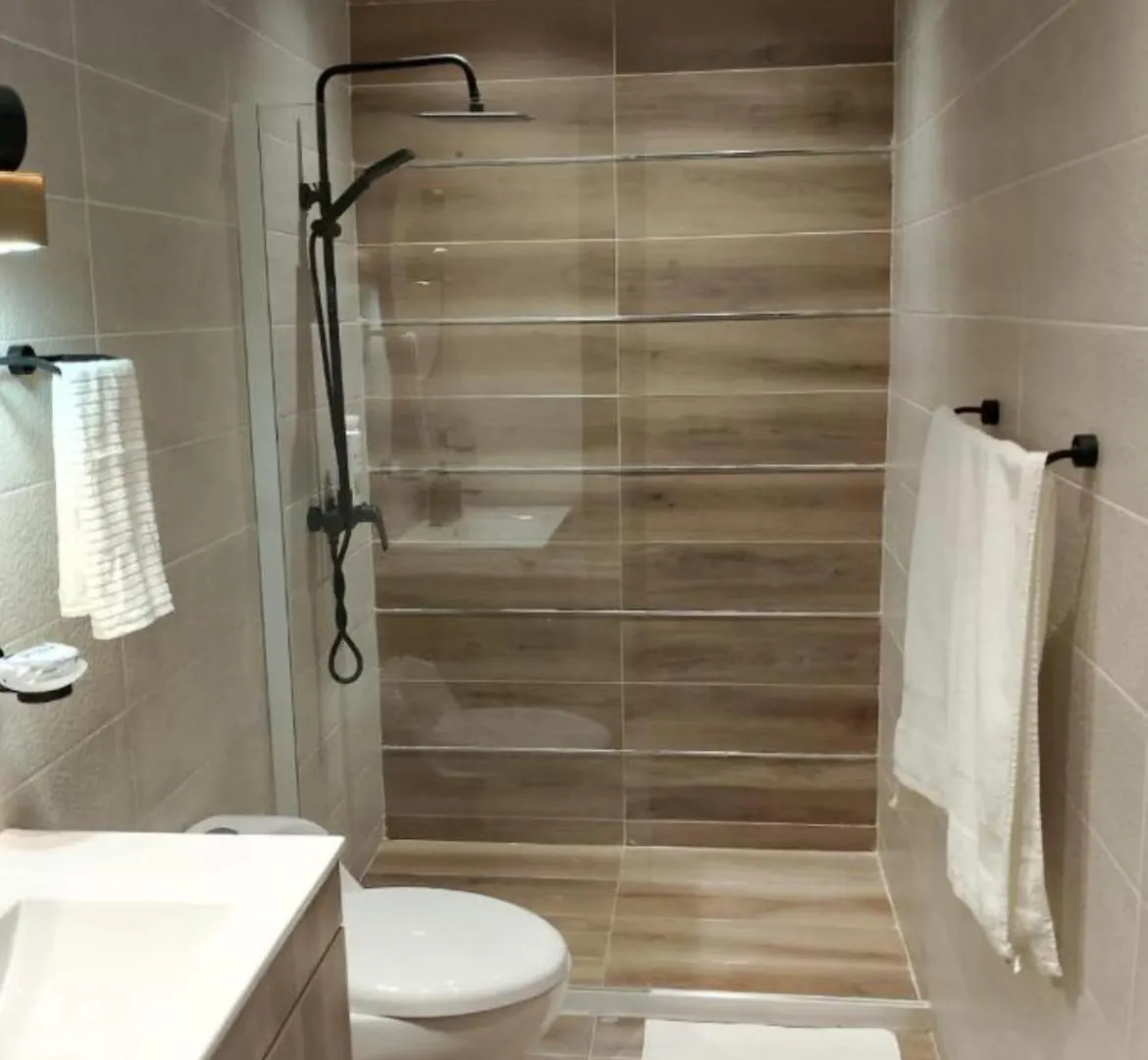 New Luxury 2Br King Bed, Gym, & Pool In The Heart Of Santo Domingo Apartment
