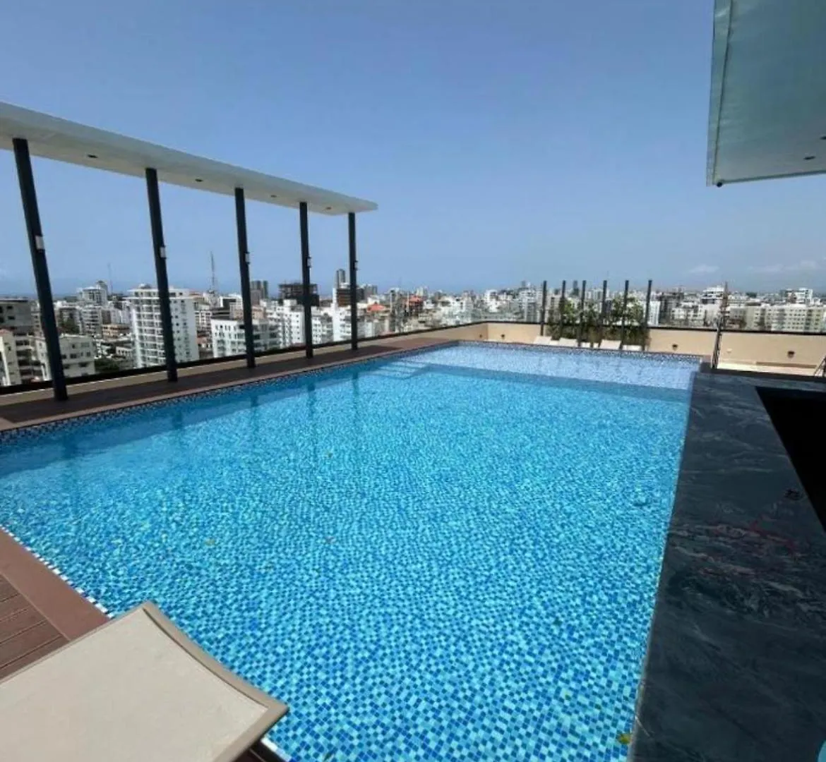 New Luxury 2Br King Bed, Gym, & Pool In The Heart Of Santo Domingo contacts