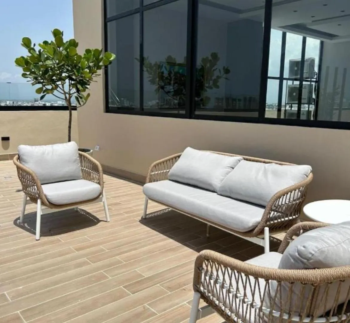 New Luxury 2Br King Bed, Gym, & Pool In The Heart Of Santo Domingo Apartment