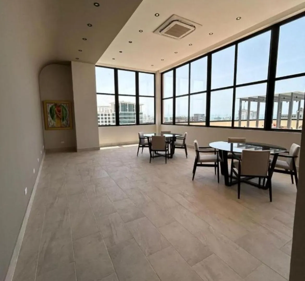 New Luxury 2Br King Bed, Gym, & Pool In The Heart Of Santo Domingo Apartment